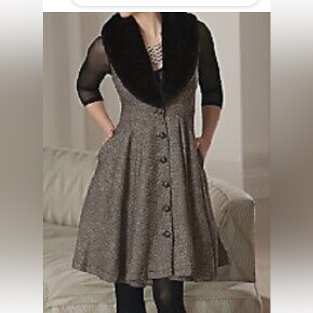 Monroe & Main Faux Fur Vest/ Dress